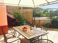 Maison de vacances 1346065 pour 6 personnes , Trecastagni