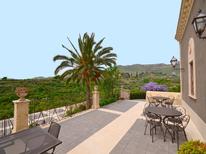 Vakantiehuis 833636 voor 14 personen in Centuripe