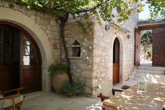 Maison de vacances 898532 pour 2 adultes + 2 enfants , Douliana