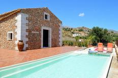 Vakantiehuis 985047 voor 8 volwassenen + 2 kinderen in Scopello